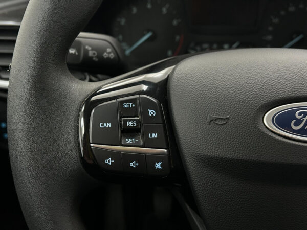 Ford Fiesta occasion Grijs bij ALJ Auto in Zeeland 16