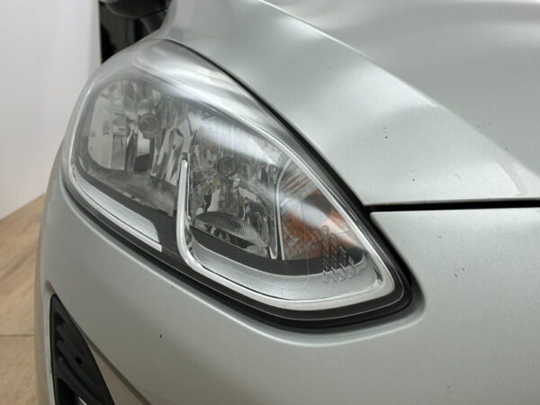 Ford Fiesta occasion Grijs bij ALJ Auto in Zeeland 32