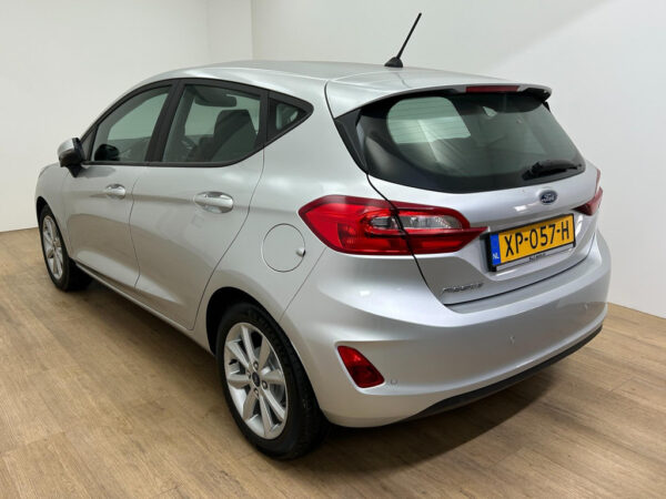 Ford Fiesta occasion Grijs bij ALJ Auto in Zeeland 4