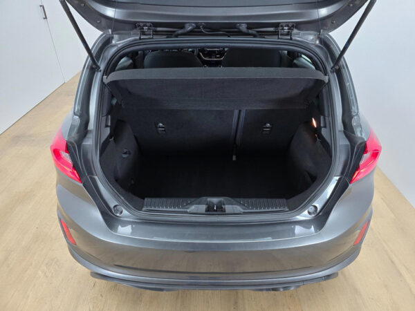 Ford Fiesta occasion Grijs bij ALJ Auto in Zeeland 10