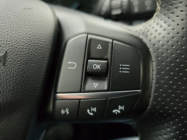 Ford Fiesta occasion Grijs bij ALJ Auto in Zeeland 27