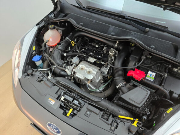 Ford Fiesta occasion Grijs bij ALJ Auto in Zeeland 44