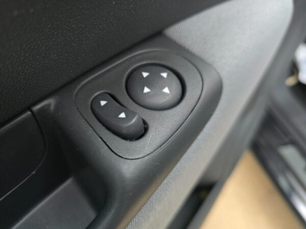 Fiat 500 occasion Zwart bij ALJ Auto in Zeeland 12