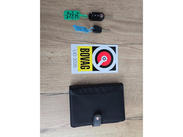 Fiat 500 occasion Zwart bij ALJ Auto in Zeeland 2