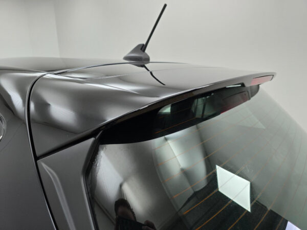 Ford Fiesta occasion Zwart bij ALJ Auto in Zeeland 10