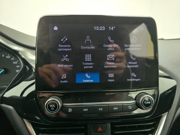 Ford Fiesta occasion Zwart bij ALJ Auto in Zeeland 30