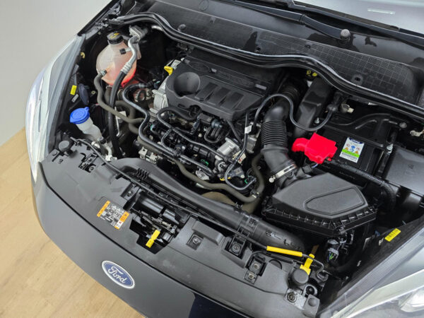 Ford Fiesta occasion Zwart bij ALJ Auto in Zeeland 34