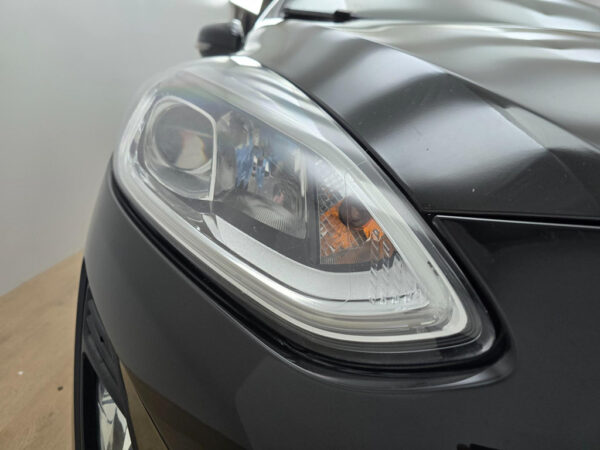 Ford Fiesta occasion Zwart bij ALJ Auto in Zeeland 35