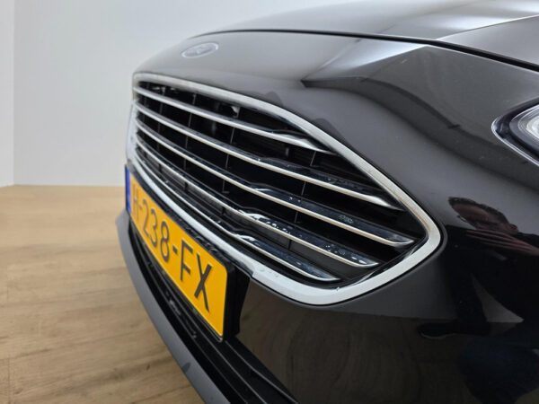 Ford Fiesta occasion Zwart bij ALJ Auto in Zeeland 37