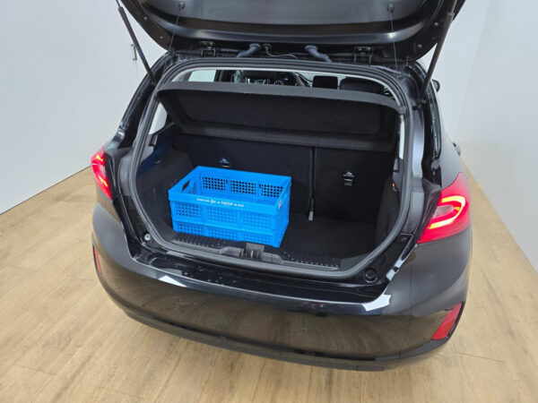 Ford Fiesta occasion Zwart bij ALJ Auto in Zeeland 7