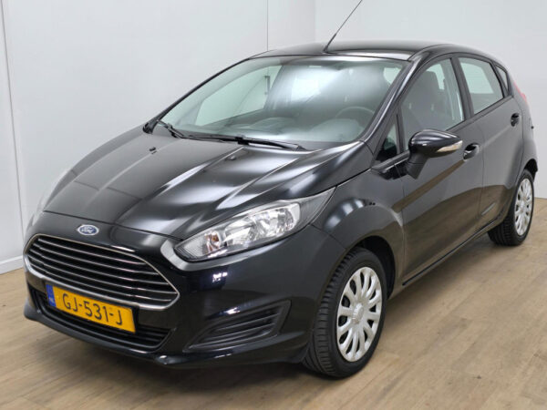 Ford Fiesta occasion Zwart bij ALJ Auto in Zeeland 3