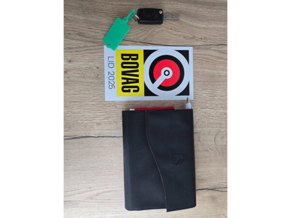 Citroën C3 occasion Grijs bij ALJ Auto in Zeeland 2