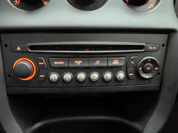 Citroën C3 occasion Grijs bij ALJ Auto in Zeeland 22