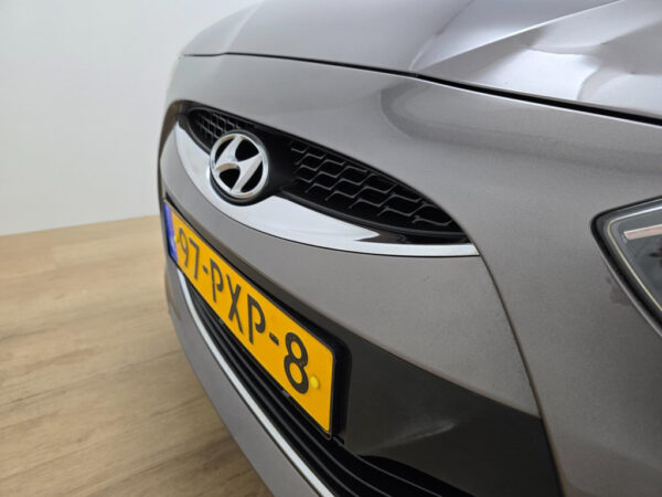 Hyundai ix20 occasion Grijs bij ALJ Auto in Zeeland 36