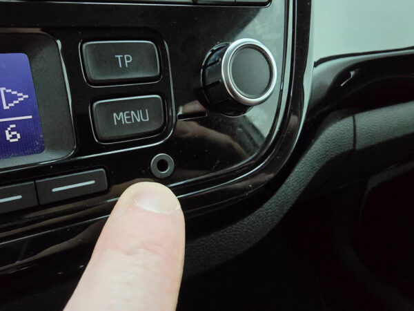 Volkswagen up! occasion Wit bij ALJ Auto in Zeeland 23