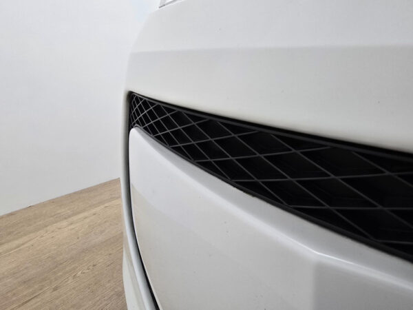 Volkswagen up! occasion Wit bij ALJ Auto in Zeeland 34