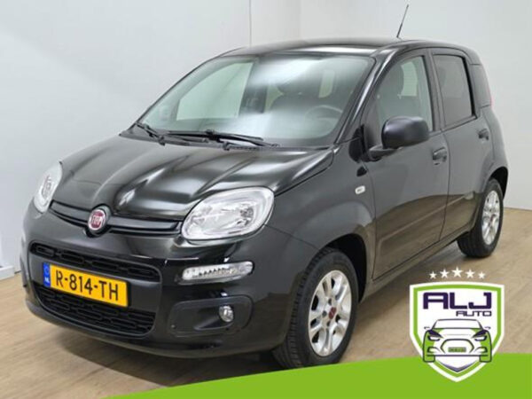 Fiat Panda occasion Zwart bij ALJ Auto in Zeeland 1