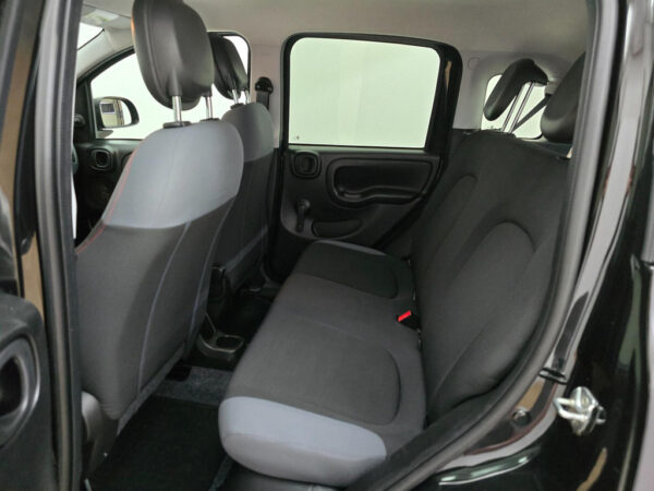 Fiat Panda occasion Zwart bij ALJ Auto in Zeeland 11