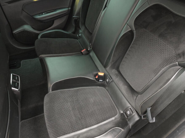 Renault Mégane occasion Zwart bij ALJ Auto in Zeeland 19