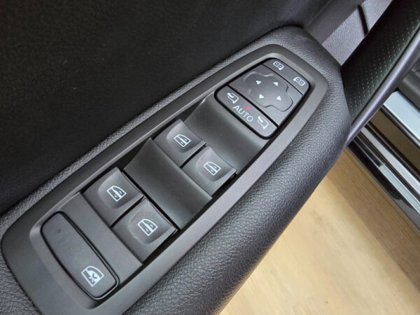 Renault Mégane occasion Zwart bij ALJ Auto in Zeeland 23