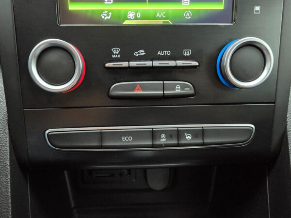 Renault Mégane occasion Zwart bij ALJ Auto in Zeeland 43