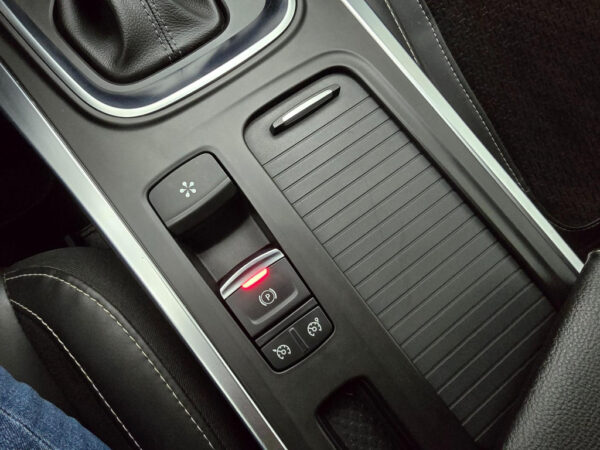 Renault Mégane occasion Zwart bij ALJ Auto in Zeeland 46