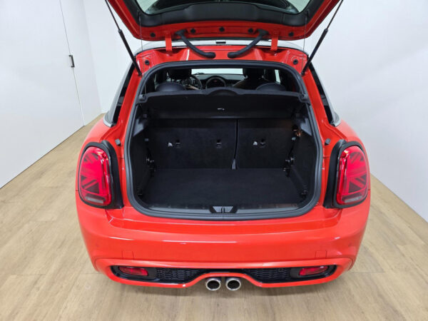 MINI Mini occasion Oranje bij ALJ Auto in Zeeland 14