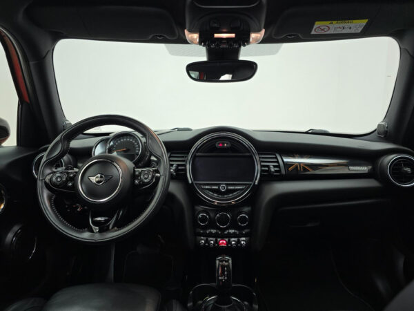 MINI Mini occasion Oranje bij ALJ Auto in Zeeland 23