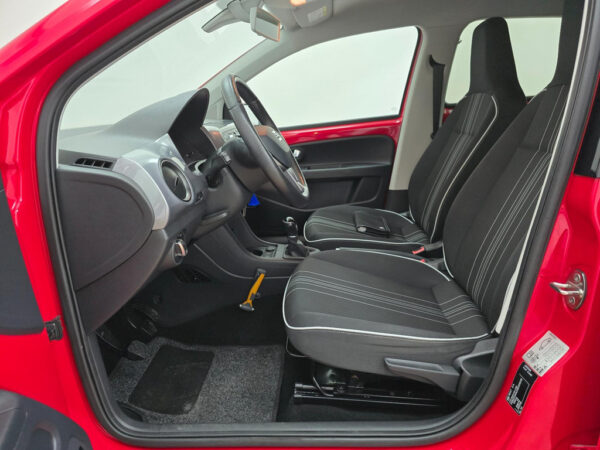 SEAT Mii occasion Rood bij ALJ Auto in Zeeland 16