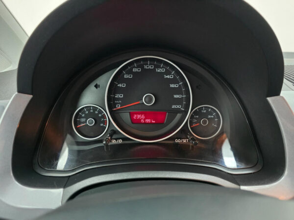 SEAT Mii occasion Rood bij ALJ Auto in Zeeland 19