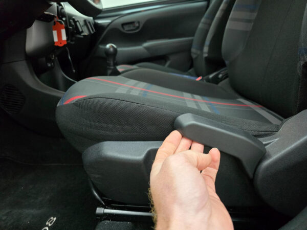 Peugeot 108 occasion Zwart bij ALJ Auto in Zeeland 11