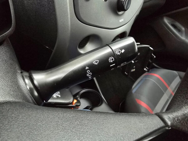 Peugeot 108 occasion Zwart bij ALJ Auto in Zeeland 14