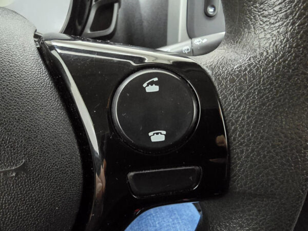 Peugeot 108 occasion Zwart bij ALJ Auto in Zeeland 16