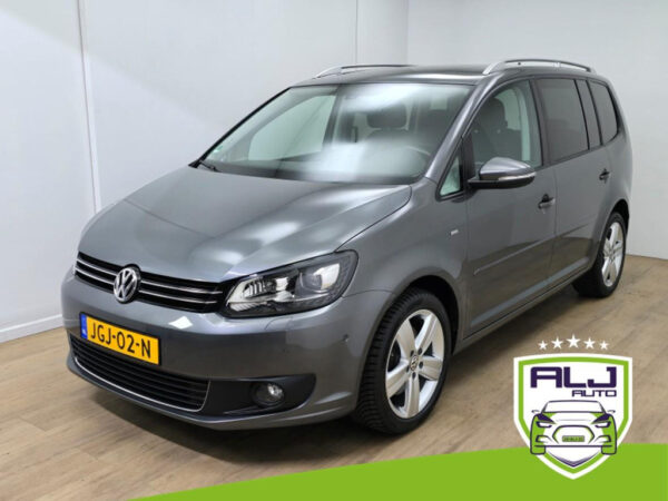 Volkswagen Touran occasion Grijs bij ALJ Auto in Zeeland 1