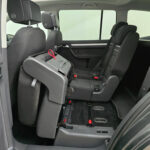 Volkswagen Touran occasion Grijs bij ALJ Auto in Zeeland 18