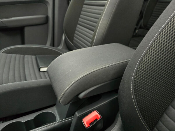 Volkswagen Touran occasion Grijs bij ALJ Auto in Zeeland 26