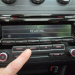 Volkswagen Touran occasion Grijs bij ALJ Auto in Zeeland 41