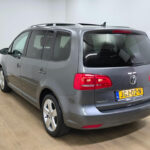 Volkswagen Touran occasion Grijs bij ALJ Auto in Zeeland 5