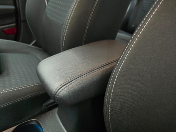 Ford Fiesta occasion Grijs bij ALJ Auto in Zeeland 17