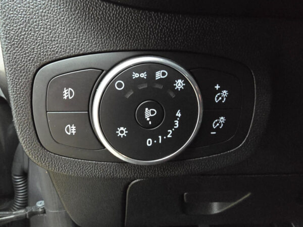 Ford Fiesta occasion Grijs bij ALJ Auto in Zeeland 18