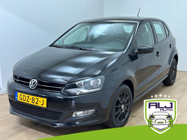 Volkswagen Polo occasion Zwart bij ALJ Auto in Zeeland 1