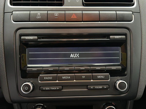 Volkswagen Polo occasion Zwart bij ALJ Auto in Zeeland 18