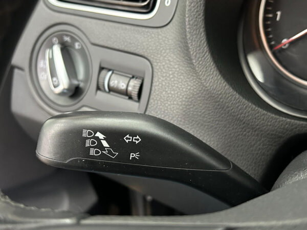 Volkswagen Polo occasion Zwart bij ALJ Auto in Zeeland 21