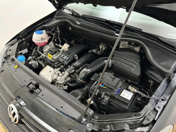 Volkswagen Polo occasion Zwart bij ALJ Auto in Zeeland 25