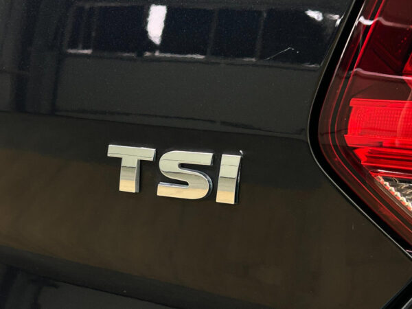 Volkswagen Polo occasion Zwart bij ALJ Auto in Zeeland 5