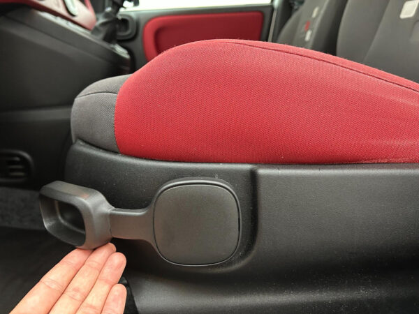 Fiat Panda occasion Grijs bij ALJ Auto in Zeeland 10