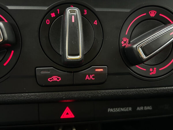 SEAT Ibiza occasion Wit bij ALJ Auto in Zeeland 27