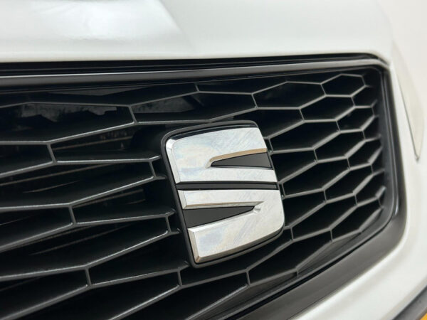 SEAT Ibiza occasion Wit bij ALJ Auto in Zeeland 39