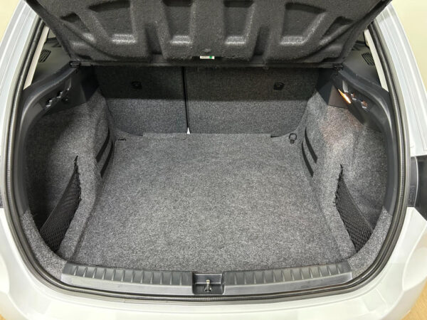 SEAT Ibiza occasion Wit bij ALJ Auto in Zeeland 5