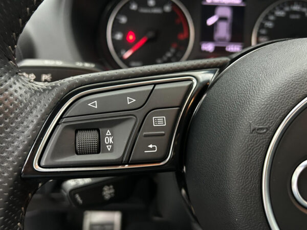 Audi Q2 occasion Grijs bij ALJ Auto in Zeeland 19